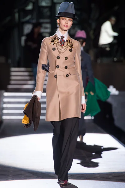 Look 3